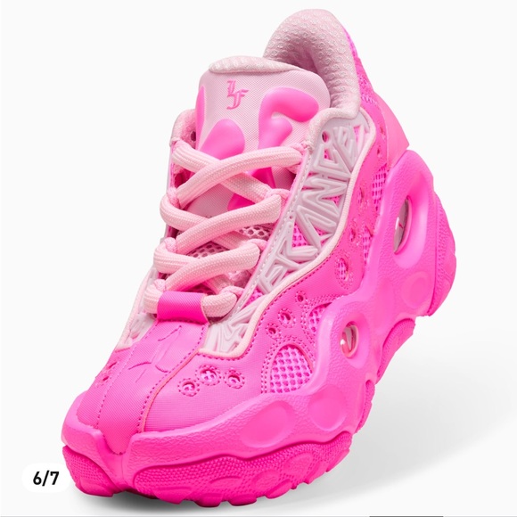 Puma X La France’ Men’s Poison Pink Athletic Shoes size 6 new with box